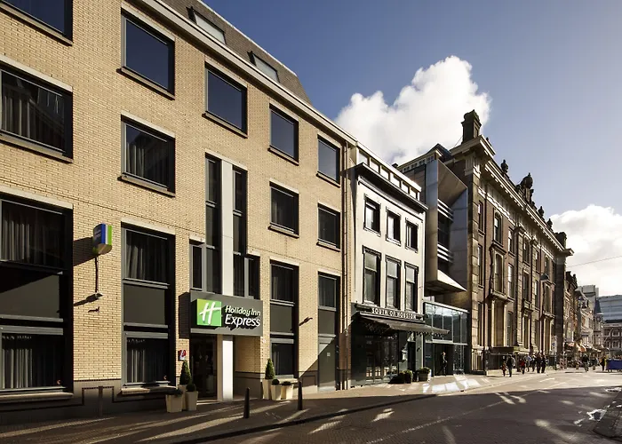 Holiday Inn Express - Parliament By IhgHotel den Haag